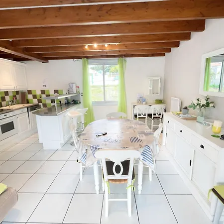 בית נופש Maison Avec Jardin Pres De La Plage, Wifi, 300m Du Phare - Fr-1-22-291