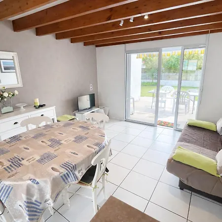 Maison Avec Jardin Pres De La Plage, Wifi, 300m Du Phare - Fr-1-22-291 בית נופש לה-טראנש-סור-מר