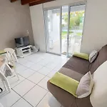 Casa de Férias Maison Avec Jardin Pres De La Plage, Wifi, 300m Du Phare - Fr-1-22-291 *