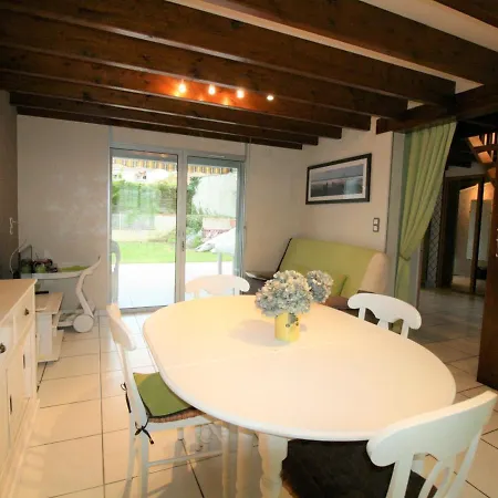 Maison Avec Jardin Pres De La Plage, Wifi, 300m Du Phare - Fr-1-22-291